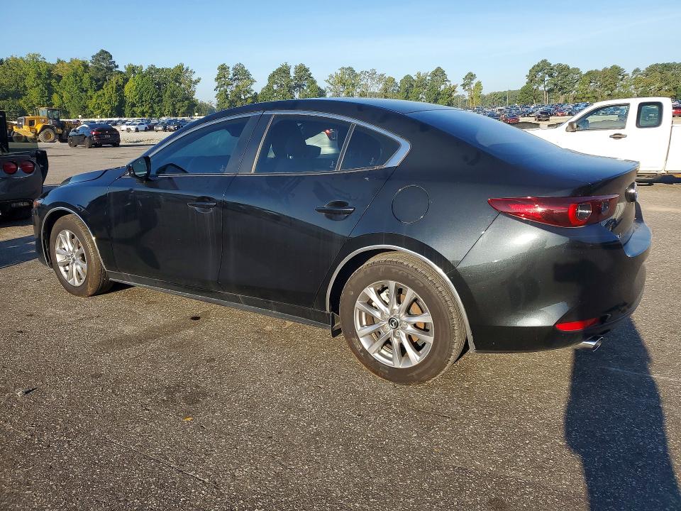 Foto 2 de la subasta – 2025 MAZDA 3 con VIN JM1BPAAM3S1780374