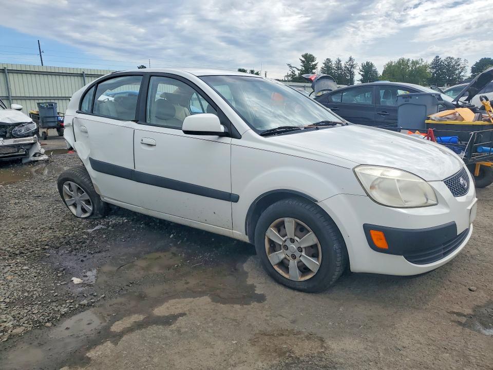 صورة رقم 4 من المزاد - 2006 KIA RIO مع VIN KNADE123366156231