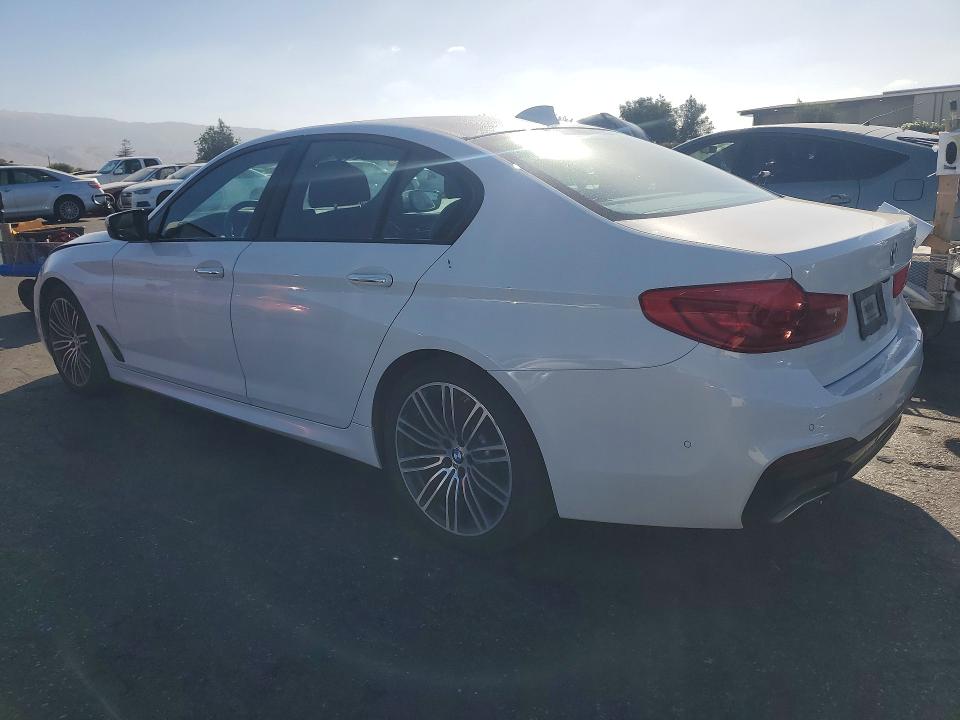 صورة رقم 2 من المزاد - 2018 BMW 540 مع VIN WBAJE5C51JG918291