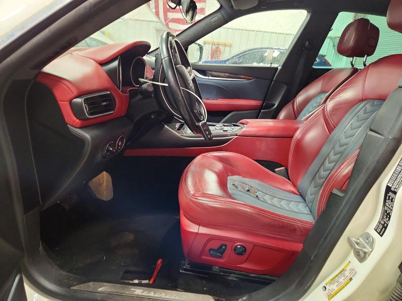Photo 7 from auction – 2017 MASERATI LEVANTE with VIN ZN661XUL3HX264285