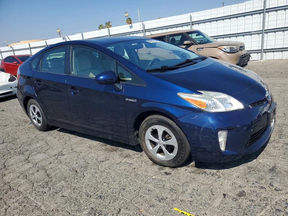Photo 4 from auction – 2012 TOYOTA PRIUS with VIN JTDKN3DU9C1483947