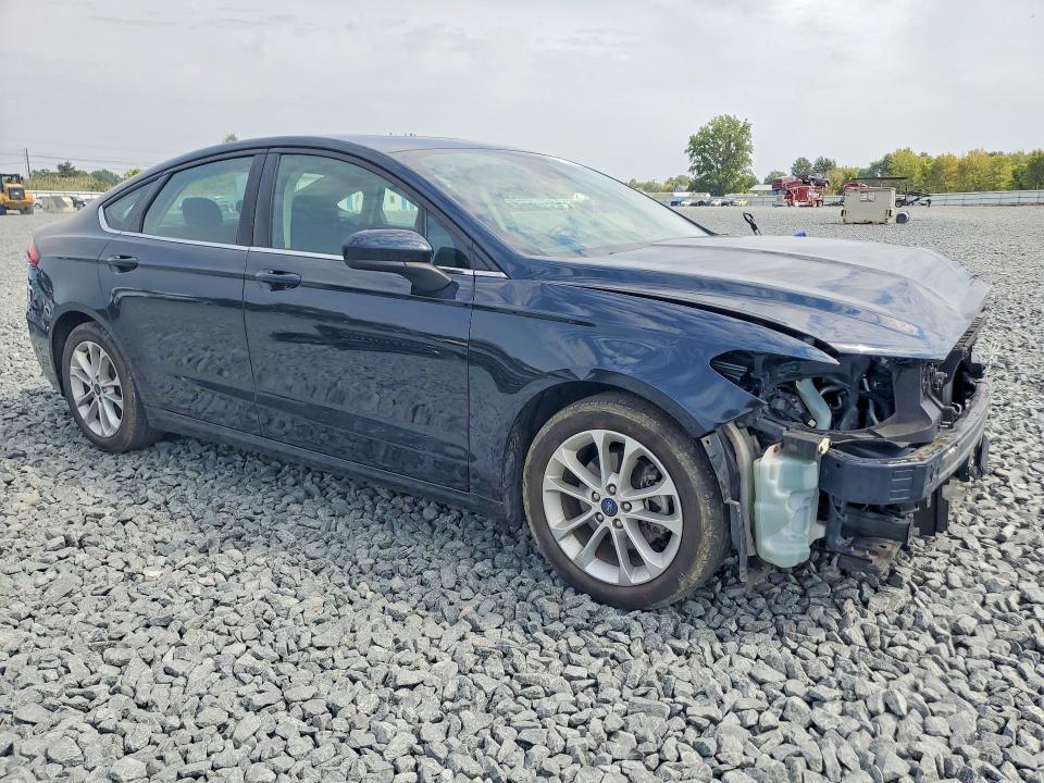 Foto 4 de la subasta – 2020 FORD FUSION con VIN 3FA6P0LU1LR265850