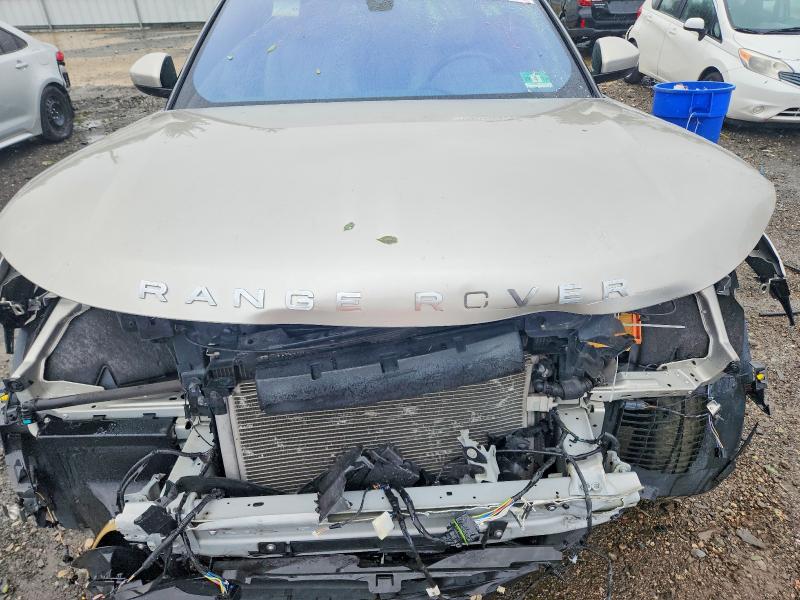 Photo 12 from auction – 2018 LAND ROVER RANGE ROVER VELAR with VIN SALYB2RX8JA724404