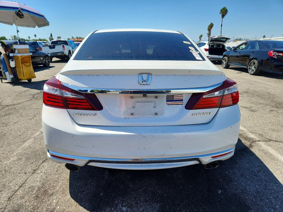 Photo 6 from auction – 2016 HONDA ACCORD with VIN 1HGCR2F56GA028814