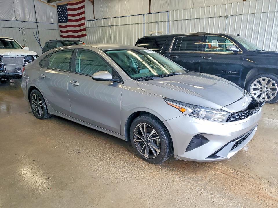 Photo 4 from auction – 2024 KIA FORTE with VIN 3KPF24AD0RE705348