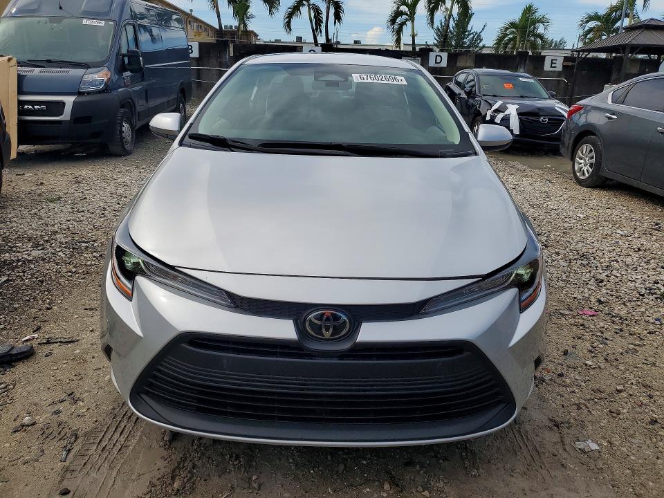 Photo 5 from auction – 2025 TOYOTA COROLLA with VIN 5YFB4MDE8SP347160