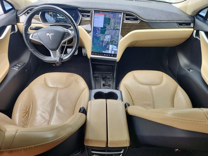 Foto 8 de la subasta – 2014 TESLA MODEL S con VIN 5YJSA1H1XEFP53147