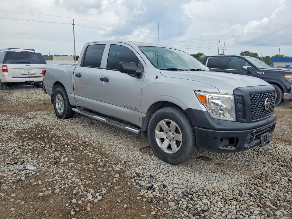 Снимка 4 от търг – 2018 NISSAN TITAN с VIN 1N6AA1EK0JN545568