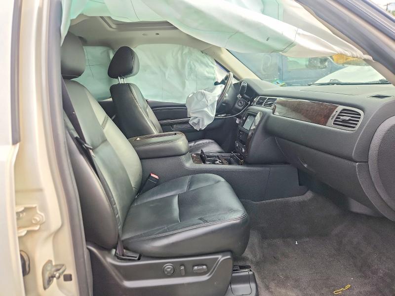 Снимка 7 от търг – 2010 GMC YUKON с VIN 1GKUKEEF8AR169349