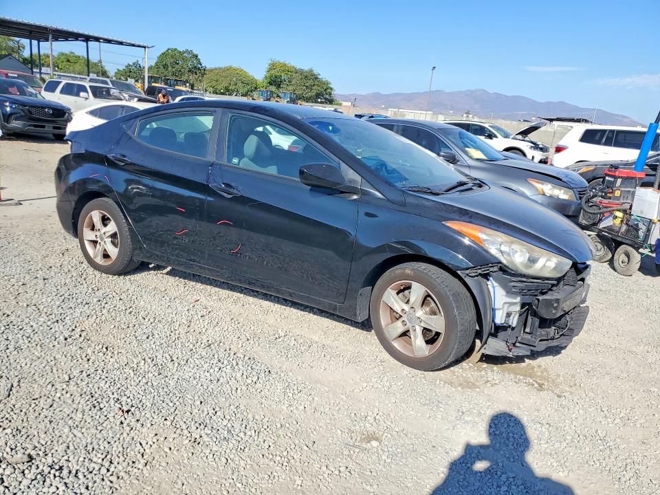 Photo 4 from auction – 2012 HYUNDAI ELANTRA with VIN 5NPDH4AE8CH085463