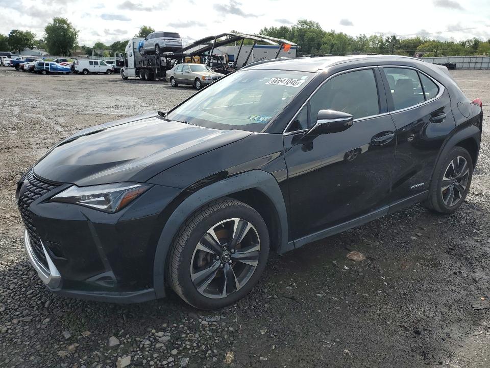 LEXUS UX 2021 مع رقم تعريف المركبة JTHP9JBH3M2045925 - صورة من المزاد