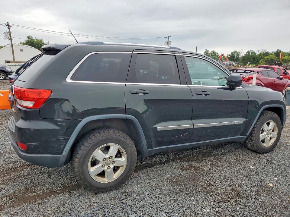 Photo 3 from auction – 2012 JEEP GRAND CHEROKEE with VIN 1C4RJFAG4CC351760