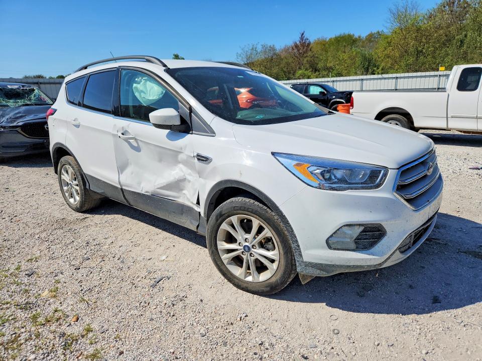 Снимка 4 от търг – 2019 FORD ESCAPE с VIN 1FMCU9HD6KUB20745