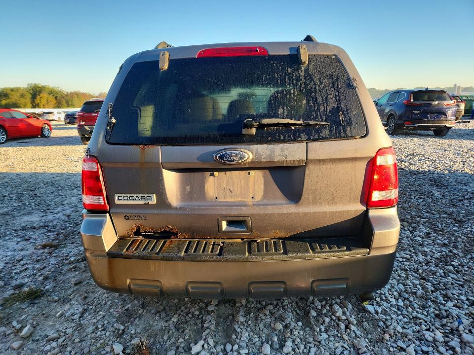 Photo 6 from auction – 2011 FORD ESCAPE with VIN 1FMCU9D76BKA62485