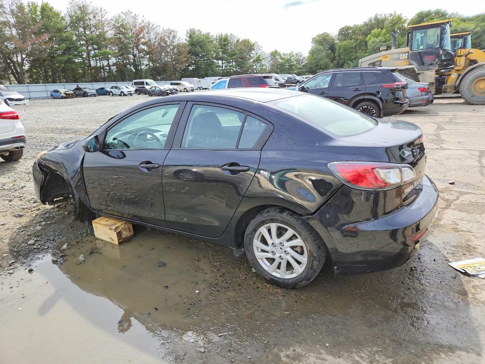 Фото 2 с аукциона – 2012 MAZDA 3 с VIN JM1BL1V89C1649394