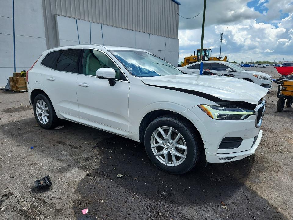 Photo 4 from auction – 2021 VOLVO XC60 with VIN YV4102RK2M1738092