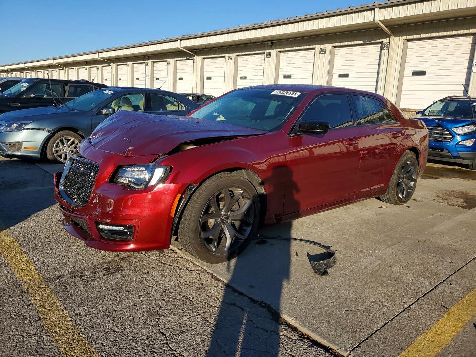CHRYSLER 300 2020 with VIN 2C3CCAAG9LH220585 - Photo from auction