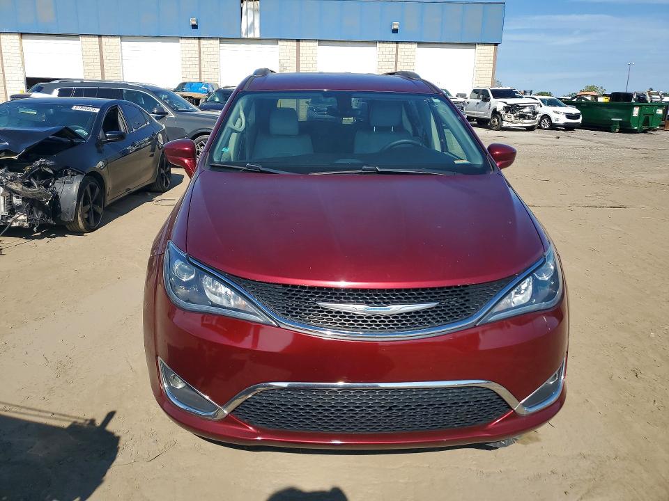 Zdjęcie 5 z aukcji – 2018 CHRYSLER PACIFICA z VIN 2C4RC1BG1JR158076