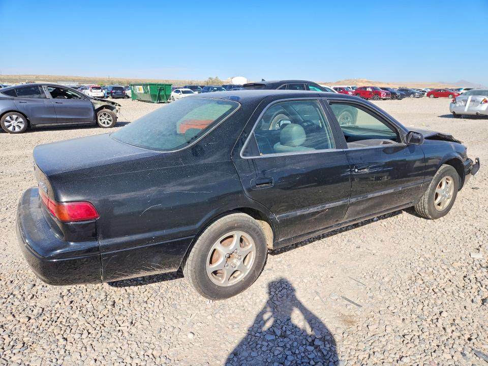 Photo 3 from auction – 1998 TOYOTA CAMRY with VIN JT2BG28K9W0243071