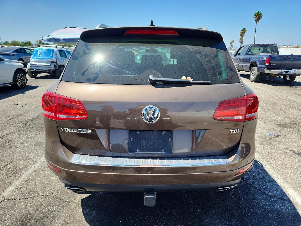 Photo 6 from auction – 2014 VOLKSWAGEN TOUAREG with VIN WVGEP9BP3ED011473