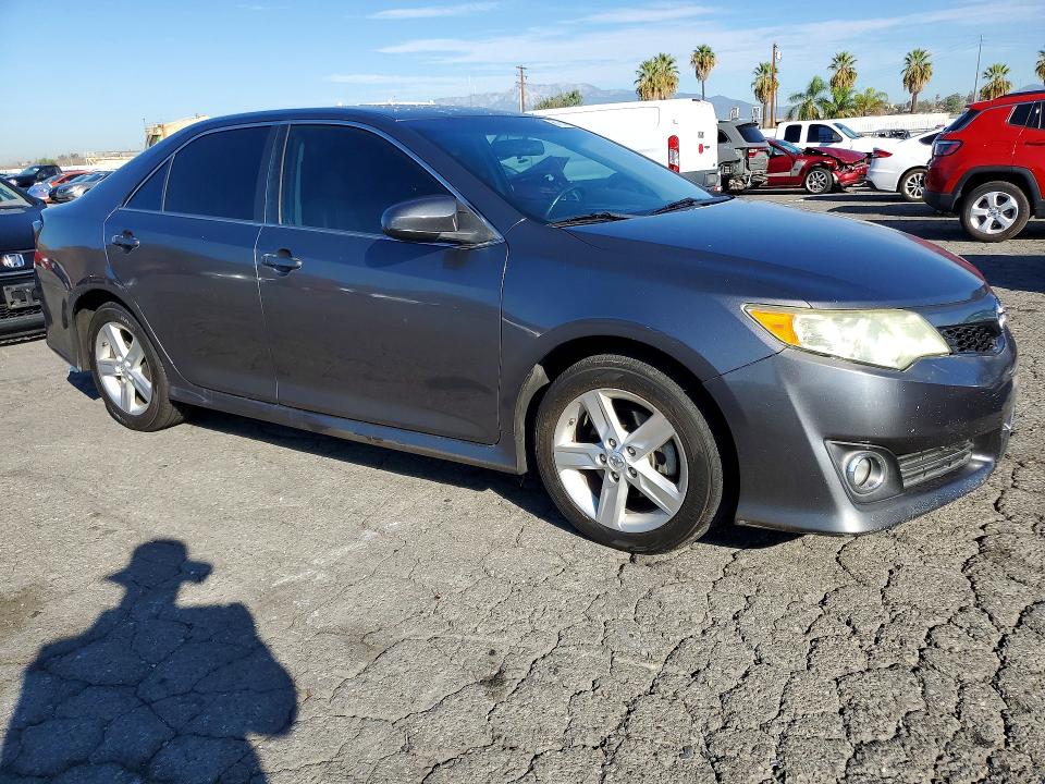 Photo 4 from auction – 2014 TOYOTA CAMRY with VIN 4T1BF1FK1EU353929