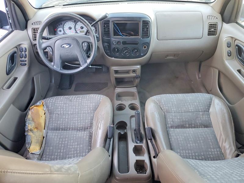 Photo 8 from auction – 2001 FORD ESCAPE with VIN 1FMYU02151KA49077