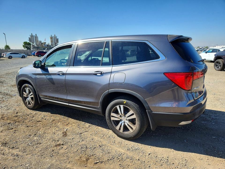 Photo 2 from auction – 2017 HONDA PILOT with VIN 5FNYF6H71HB014220