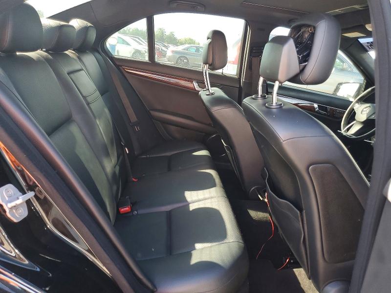 Photo 10 from auction – 2010 MERCEDES-BENZ C with VIN WDDGF8BB1AR131046