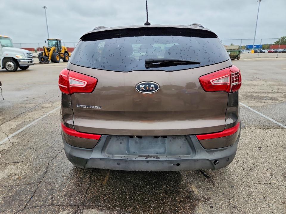 Photo 6 from auction – 2011 KIA SPORTAGE with VIN KNDPB3A26B7154572