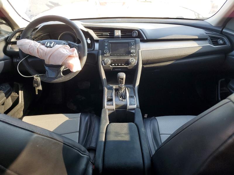 Photo 8 from auction – 2017 HONDA CIVIC with VIN 2HGFC2F50HH503746