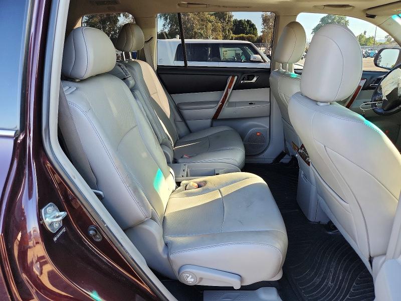 Photo 11 from auction – 2011 TOYOTA HIGHLANDER with VIN 5TDDK3EH8BS089148
