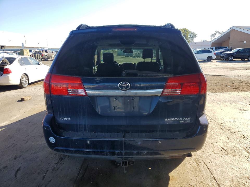 Photo 6 from auction – 2004 TOYOTA SIENNA with VIN 5TDZA22C54S026698