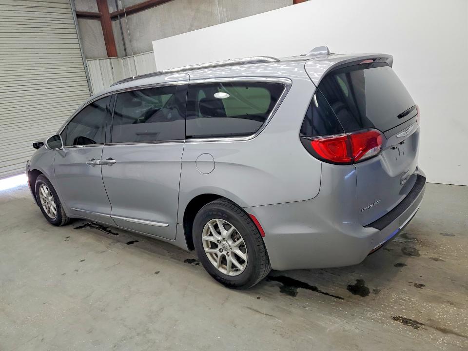 Снимка 2 от търг – 2020 CHRYSLER PACIFICA с VIN 2C4RC1BG3LR140178