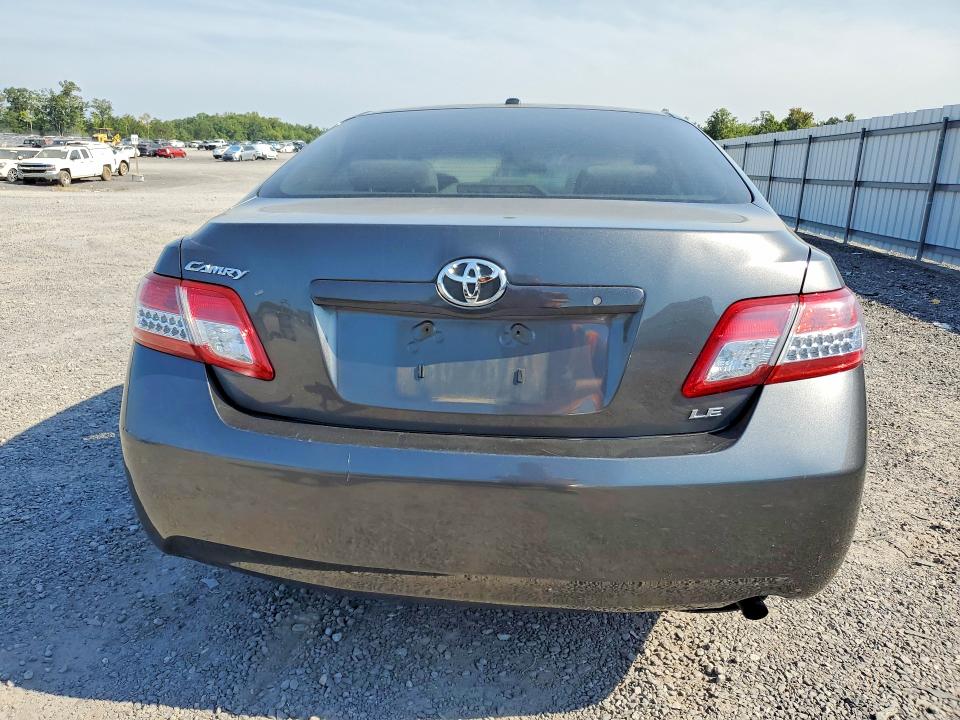 Photo 6 from auction – 2010 TOYOTA CAMRY with VIN 4T4BF3EK1AR033328