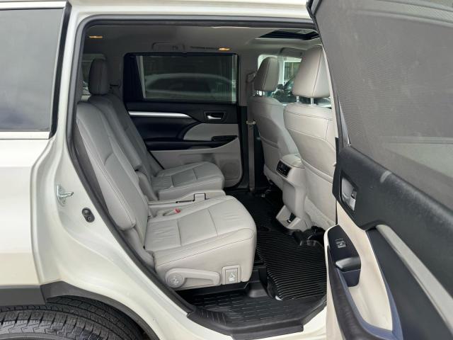 Photo 6 from auction – 2017 TOYOTA HIGHLANDER with VIN 5TDJZRFH9HS362817
