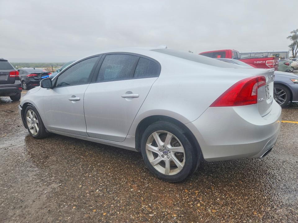 صورة رقم 2 من المزاد - 2014 VOLVO S60 مع VIN YV1612FS4E2295721