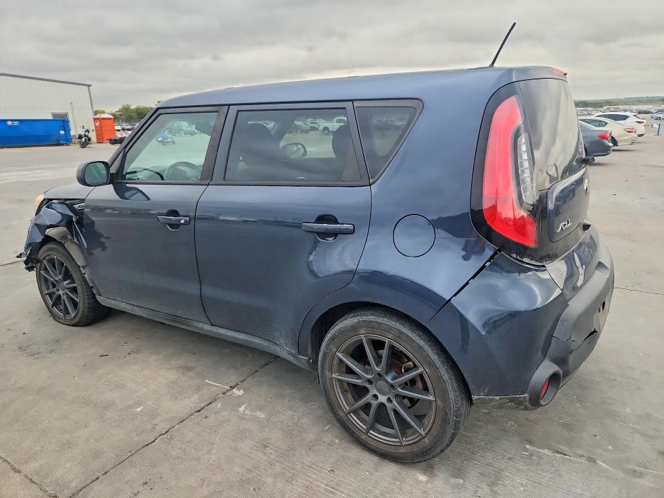 Foto 2 de la subasta – 2015 KIA SOUL con VIN KNDJP3A57F7193355