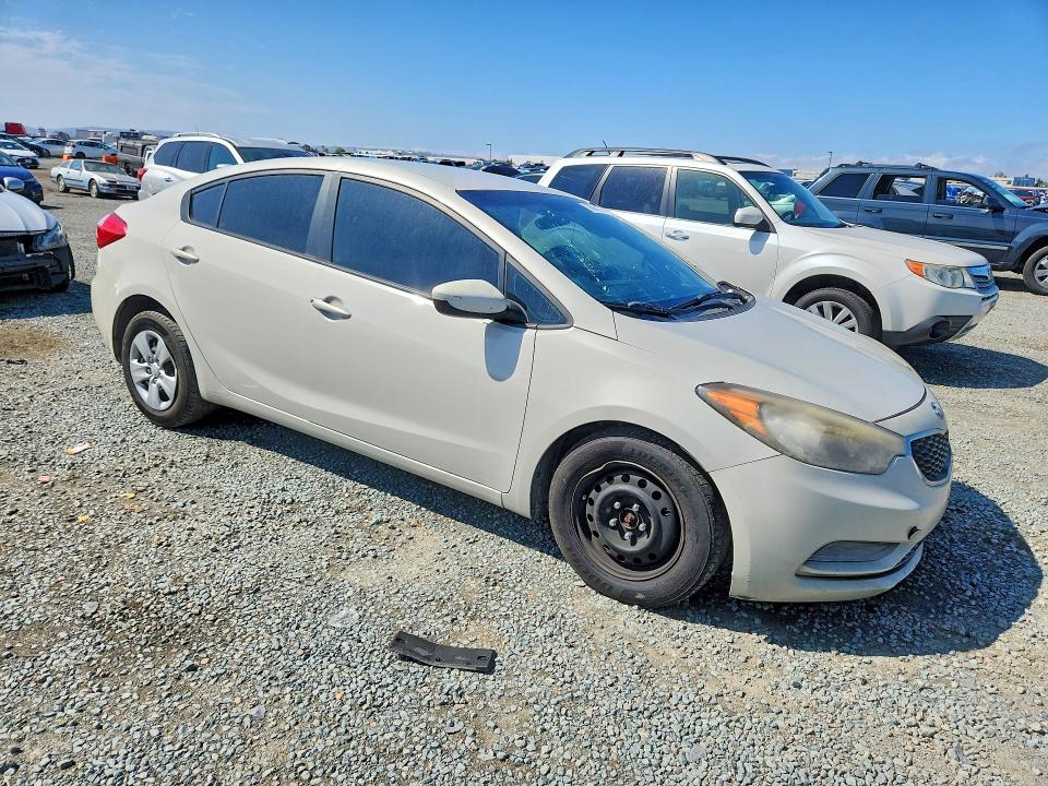 Снимка 4 от търг – 2015 KIA FORTE с VIN KNAFK4A64F5389135