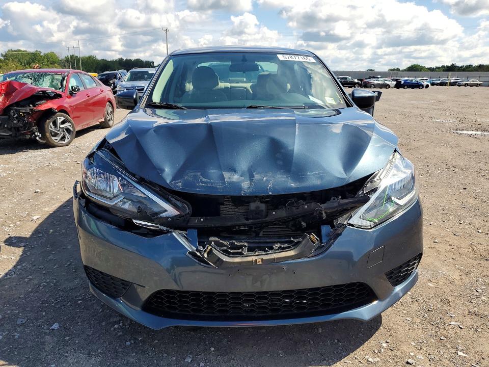Снимка 5 от търг – 2017 NISSAN SENTRA с VIN 3N1AB7APXHY317159