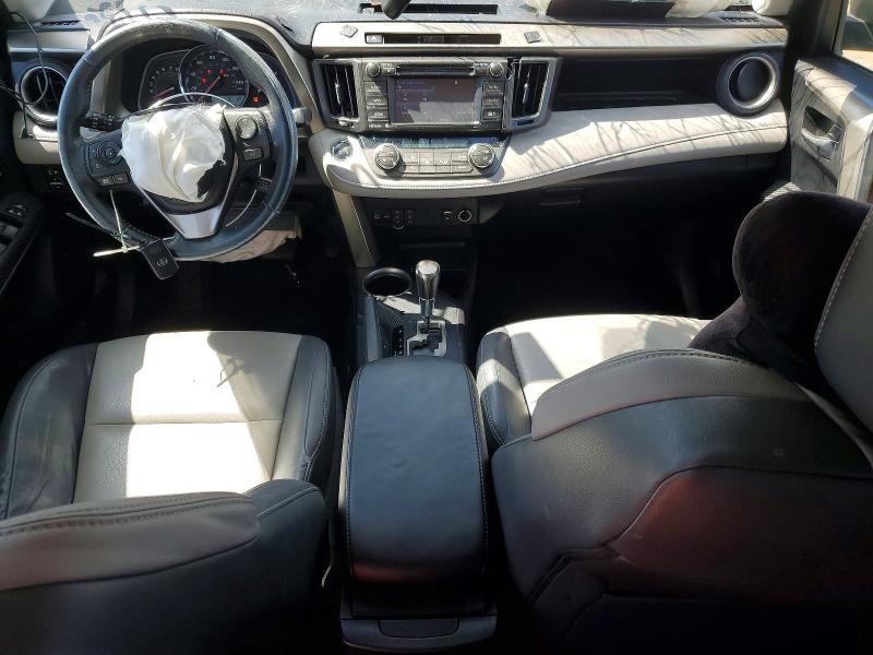Photo 8 from auction – 2015 TOYOTA RAV4 with VIN 2T3YFREV2FW140162