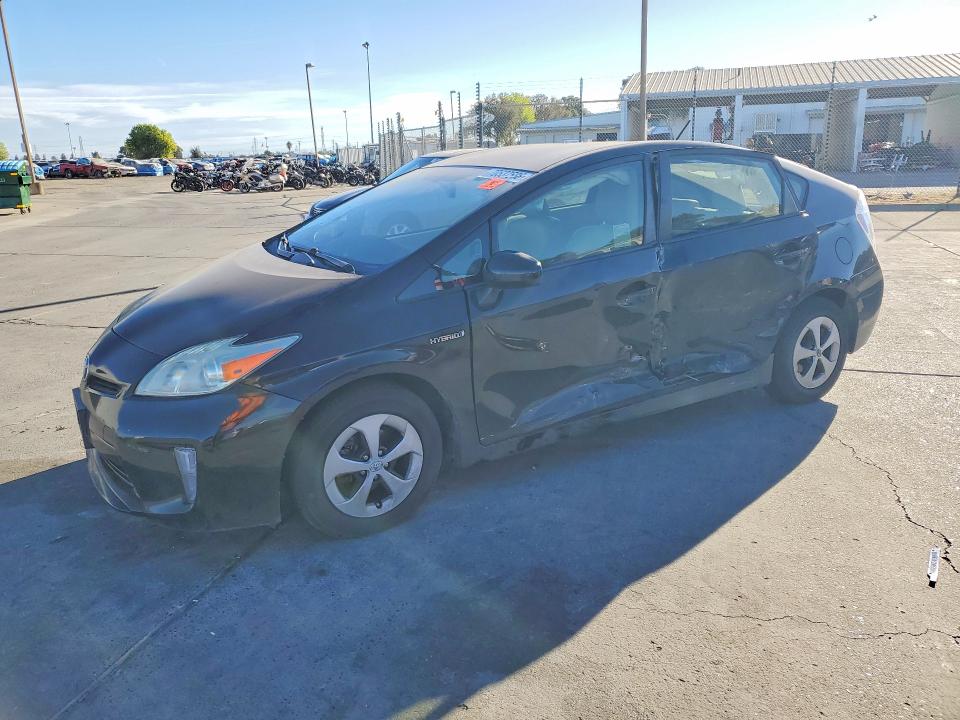 TOYOTA PRIUS 2014 z numerem VIN JTDKN3DU3E0358371 - Zdjęcie z aukcji