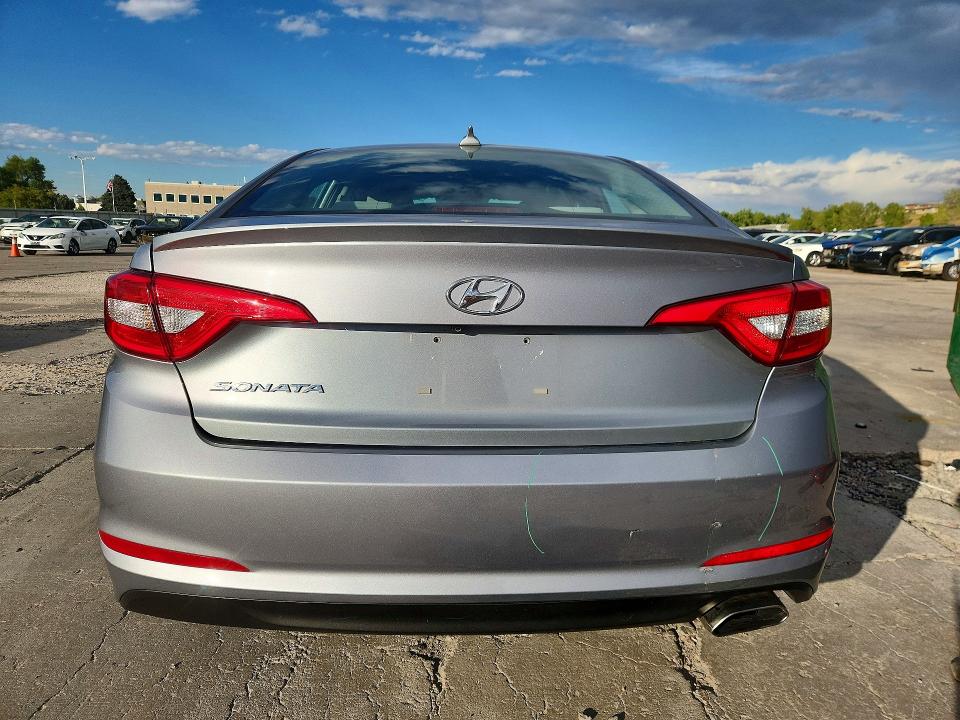 Снимка 6 от търг – 2017 HYUNDAI SONATA с VIN 5NPE24AF8HH569400