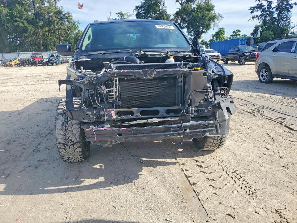 Photo 5 from auction – 2016 RAM 1500 with VIN 1C6RR6KT8GS183547
