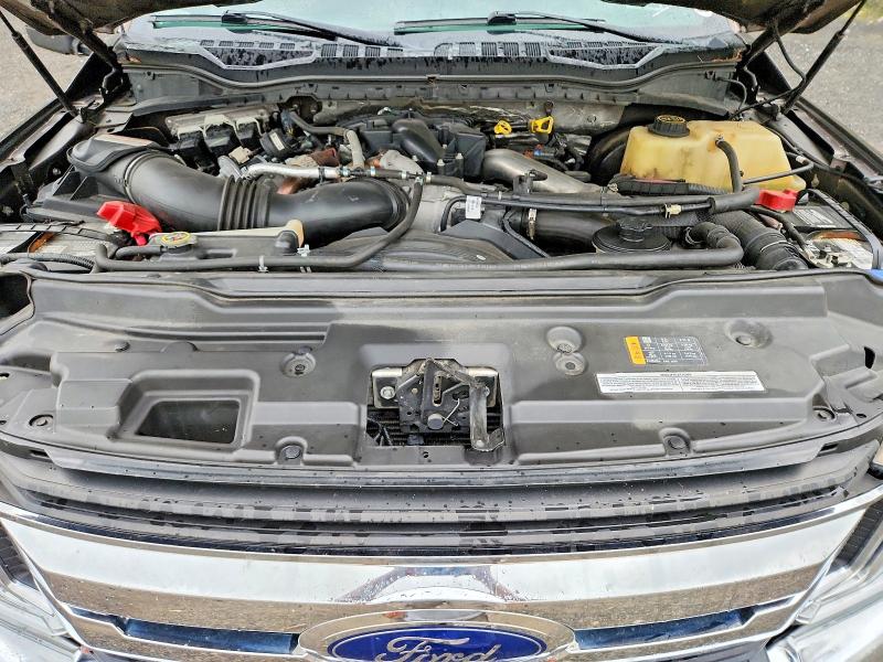 Photo 11 from auction – 2017 FORD F350 with VIN 1FT8X3BT5HEB38512