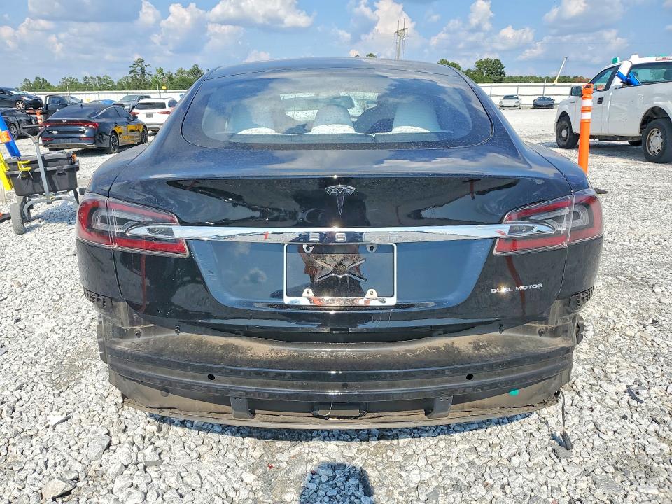 Фото 6 с аукциона – 2021 TESLA MODEL S с VIN 5YJSA1E2XMF426047