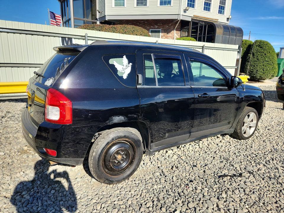Photo 3 from auction – 2012 JEEP COMPASS with VIN 1C4NJDBB7CD517821