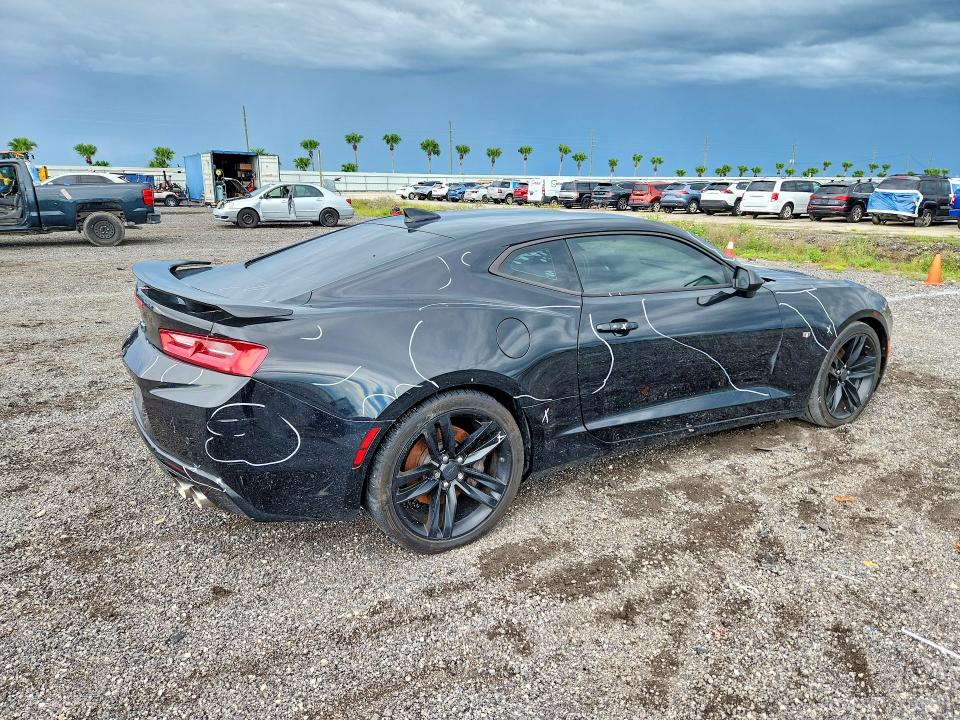 Photo 3 from auction – 2018 CHEVROLET CAMARO with VIN 1G1FH1R73J0118644