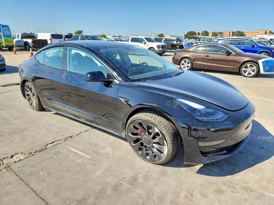 Снимка 4 от търг – 2022 TESLA MODEL 3 с VIN 5YJ3E1EC6NF296786
