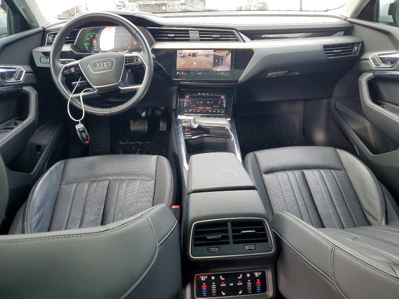Foto 8 de la subasta – 2023 AUDI E-TRON con VIN WA1LAAGE1PB009347