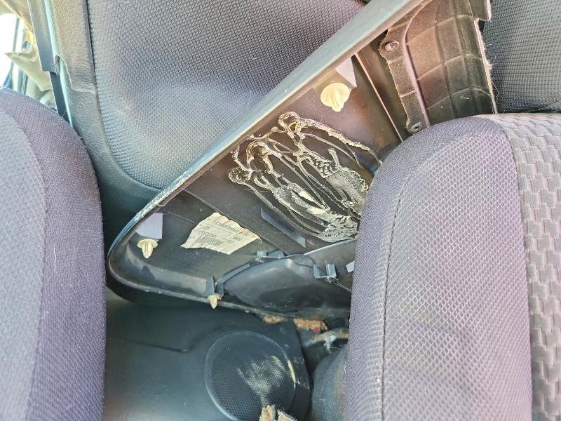 Zdjęcie 10 z aukcji – 2005 TOYOTA MATRIX z VIN 2T1KR32E95C347476